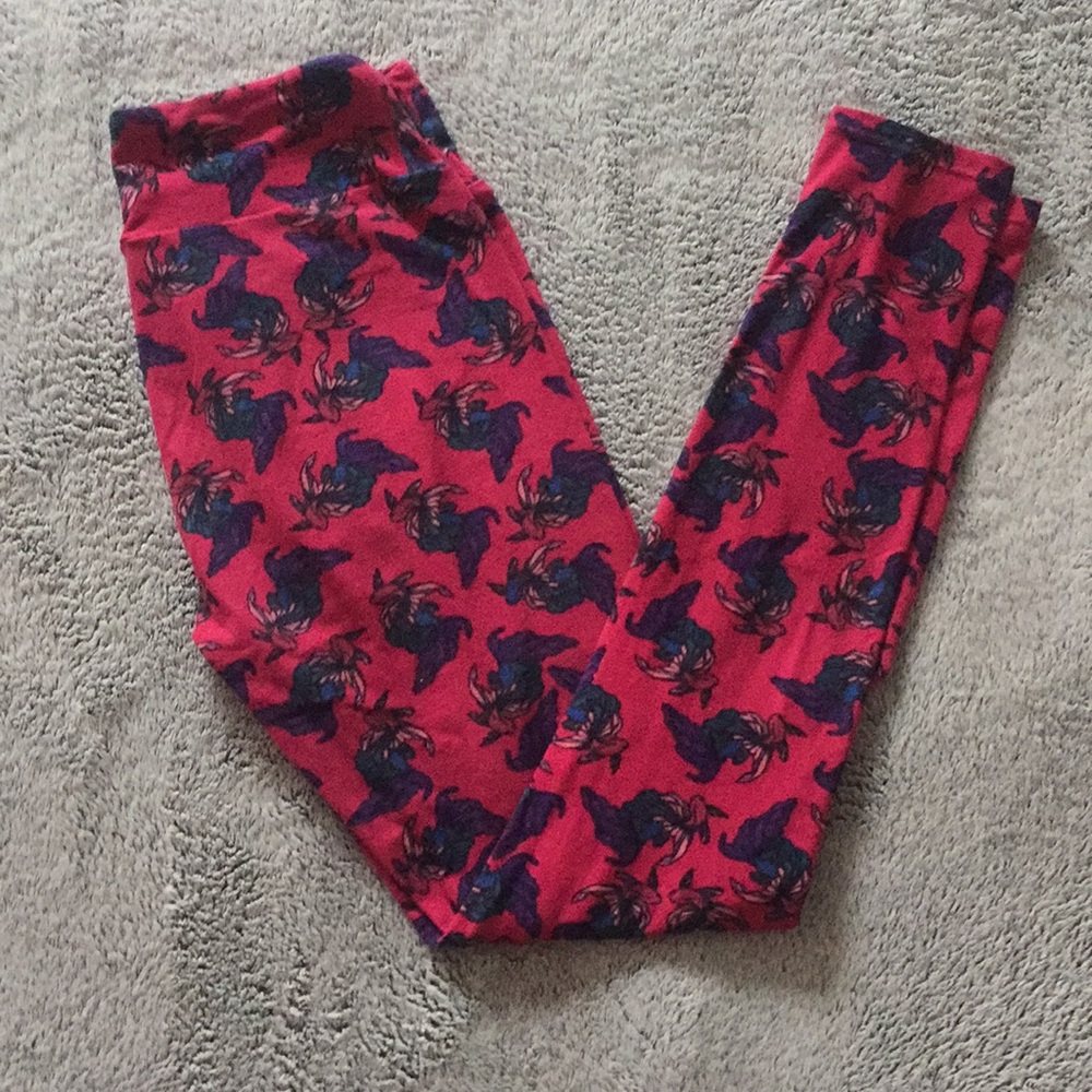 LulaRoe Beta Fish OS Leggings